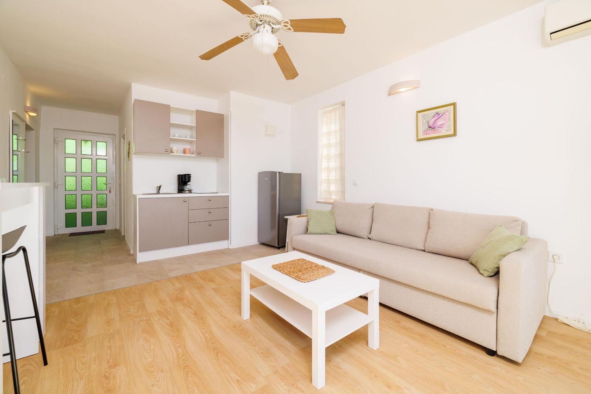 Apartments Neno Криквеница Екстериор снимка